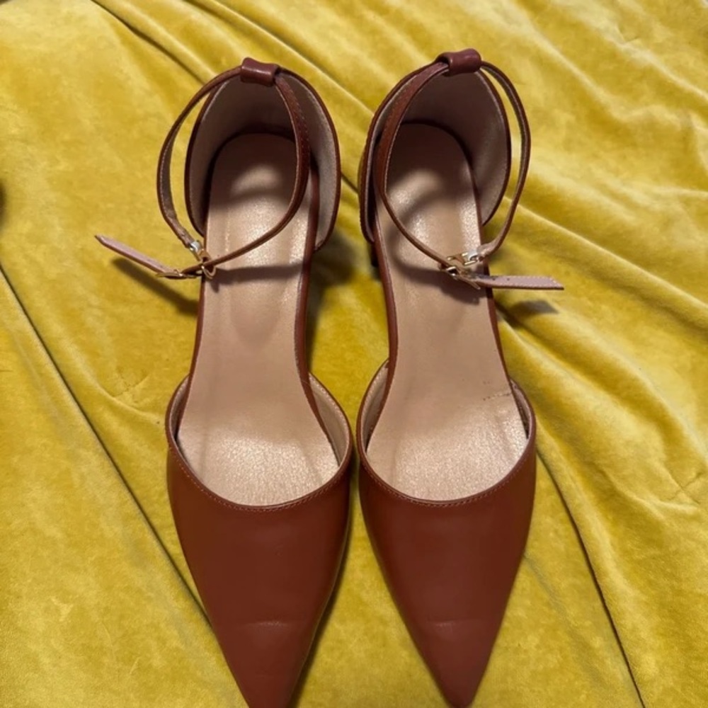 Chic Tan Ankle Strap Heels